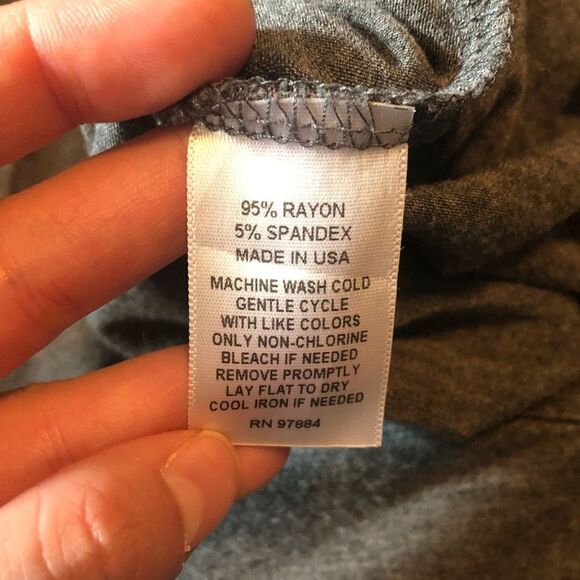 Tart grey full length lounge romper. Size small - Picture 4 of 10